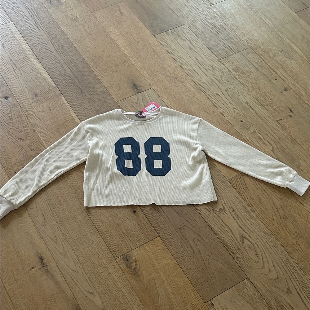 Edikted Cream Textured Top